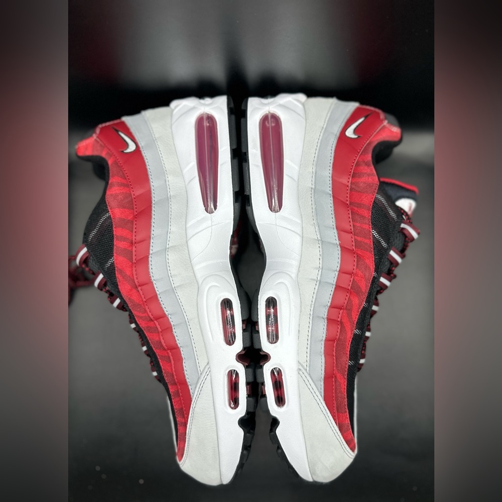 Nike Air Max 95 Yardrunners Pack Morehouse Men’s Sz 13 (NEW) II7276 001 No Box - Picture 7 of 10
